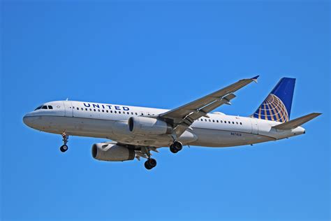 N474ua United Airlines Airbus A320 200 With Airline Since May 2001