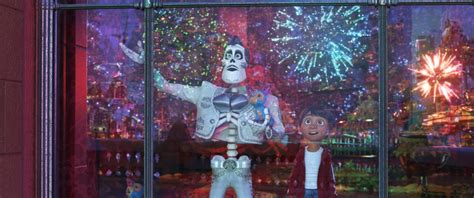 Pixars Coco Is Now The Highest Grossing Movie In Mexico