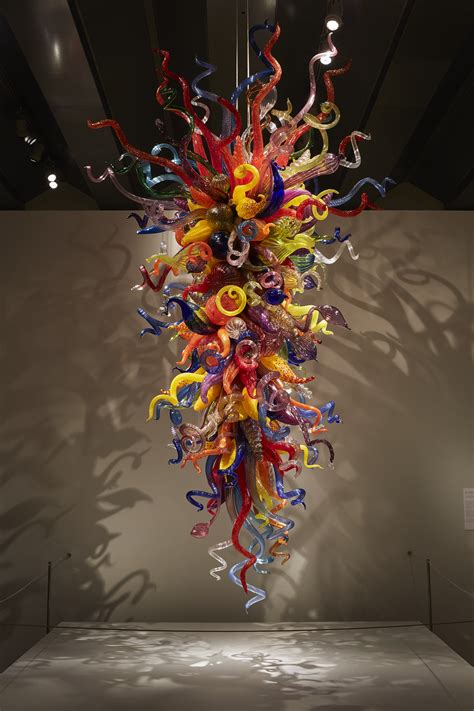 Archive Spotlight On Dale Chihuly — Museum Of Glass