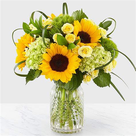 The Ftd Sunlit Days Bouquet In Bloomer Wi Bloomer Floral And T Shop