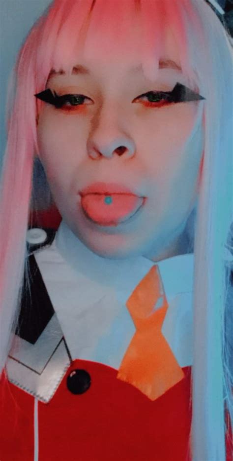 Zero Two Cosplay Darling In The Franxx Official Amino