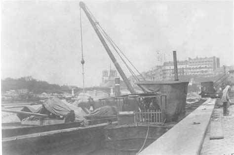 Lactivité Portuaire En 1900 Fut Marquée Par Le Rôle Prépondérant Des