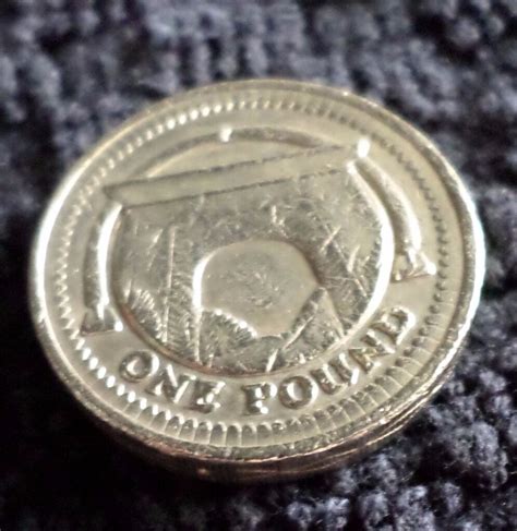 2006 Mis Printed £1 Coin Egyptian Arch Railway Bridge Rare One Pound