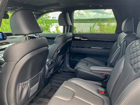 Check spelling or type a new query. 2020 Hyundai Palisade First Drive Review: A Value-Packed ...
