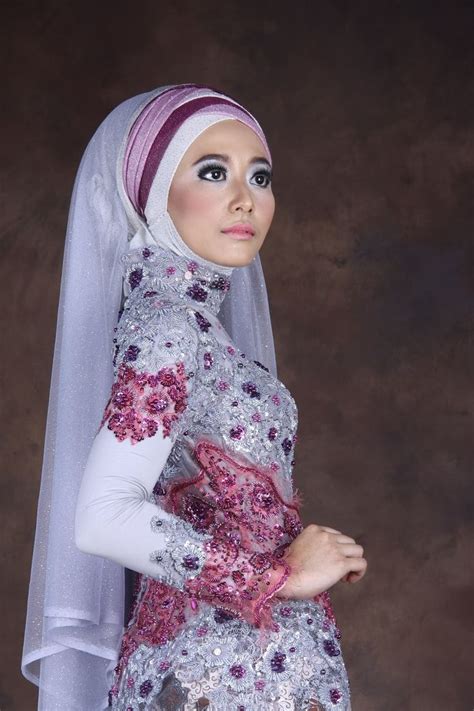 Model Kebaya Modern Hijab √ 30 Model Kebaya Modern Hijab Kutu Baru Wisuda Batik Memang