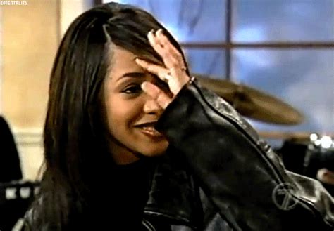 Flashback Gifs That Prove Aaliyah Will Forever Be The GOAT BLAVITY