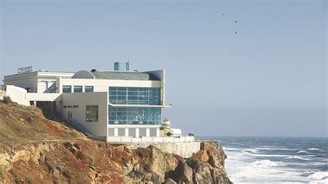 The Cliff House —sfs Most Storied Waterfront Restaurant — Is Closing