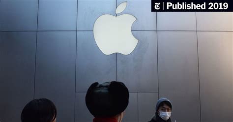 Apple Cuts Revenue Forecast Because Of Slow Iphone Sales In China The
