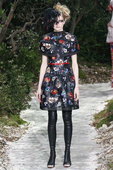5 Spring Fashion Trends From Chanel Couture Spring 2013