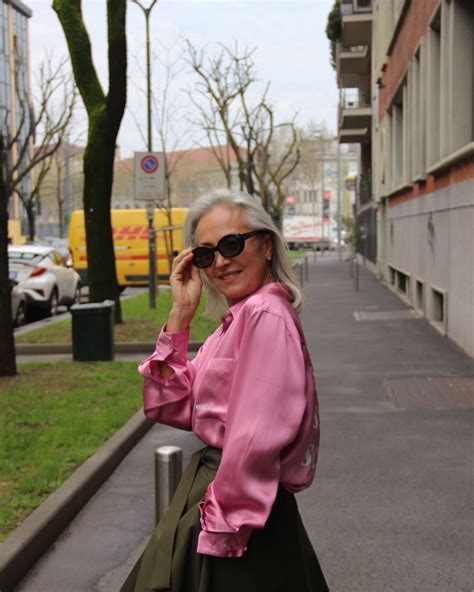 Sciuraglam Celebrates Milans Glamorous Older Women Fashion Mojeh