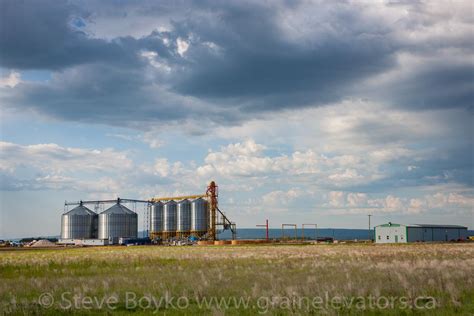Click on each in the list below the map for more information. Dauphin - Grain Elevators of Canada