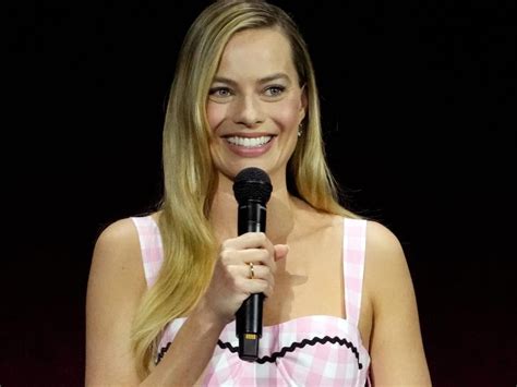 10 Things You Probably Didnt Know About Barbie Star Margot Robbie Yahoo Sports