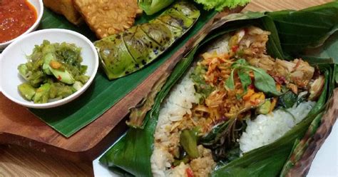 Sajian menu ayam bakar pedas manis akan lebih lengkap dengan bumbu sambal kecap. Resep Nasi Bakar Ayam Sambal petai oleh JURU MASAK KAKI ...