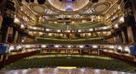 Victoria Palace Theatre Continues To Dazzle Londons West End Informare