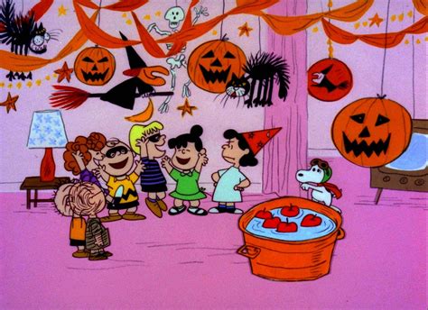 Download Peanuts Cartoon Charlie Brown Halloween Holiday Movie Its