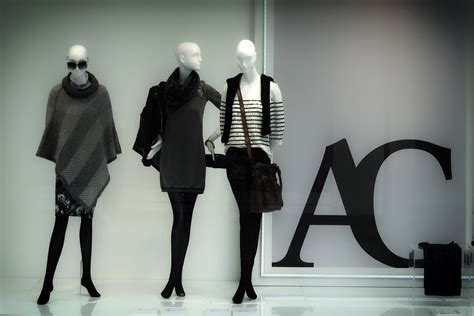Visual Merchandising 101 6 Tips For Iconic Store Displays