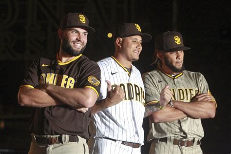 Padres Show Off New Brown Uniforms The San Diego Union Tribune