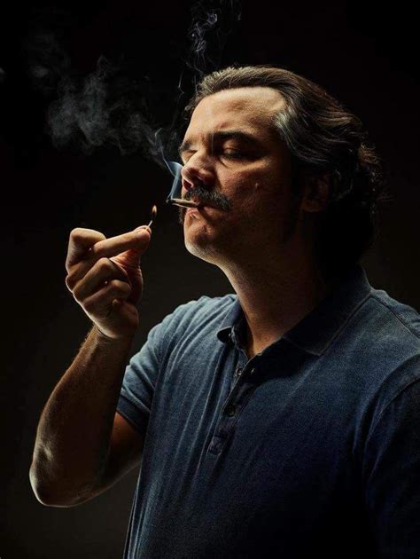 Педро паскаль, вагнер мора, бойд холбрук и др. Trending Photo de Narcos : Pablo Escobar | Portraits de ...