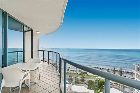 price  mantra mooloolaba beach hotel  sunshine coast reviews