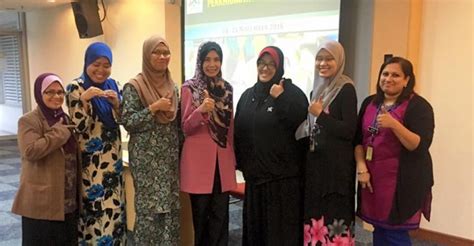 Submit two sets of completed agreements to. Transformasi Perkhidmatan Pelanggan Cemerlang