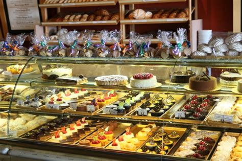 Best Bakeries In Chicago To Drool Over Regal Buzz