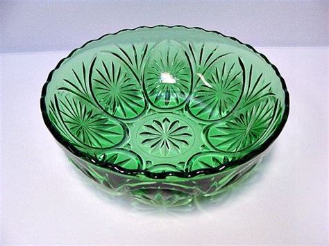 Vintage Anchor Hocking Star Cameo Green Glass Bowl Etsy Green Glass