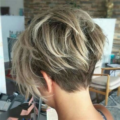 75 wedge haircut ideas a timeless look for modern times