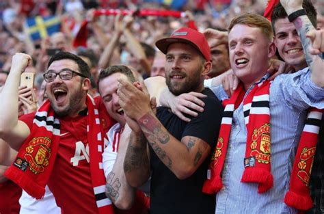 Sign up for free for news on the biggest players and tournaments. Manchester United fans warned not to wear club colours ...
