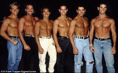 Scotland in the modern era, from the end of the jacobite risings and beginnings of industrialisation in the 18th century to the present day, has played a major part in the economic, military and political history of the united kingdom, british empire and europe, while recurring issues over the status of scotland, its status and identity have dominated political debate. Who's that guy! Durie (centre in cream jeans) was one of ...