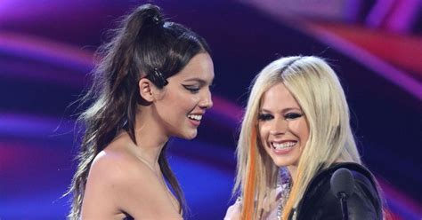 Olivia Rodrigo Et Avril Lavigne Chantent Complicated En Live