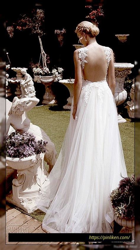 We did not find results for: Naama & Anat Herbst / Winter 2016 Brautkleider ...