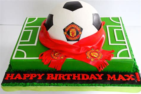 15 manchester united cake logo original resolution. Manchester United Soccer Ball Cake | Soccer ball cake ...