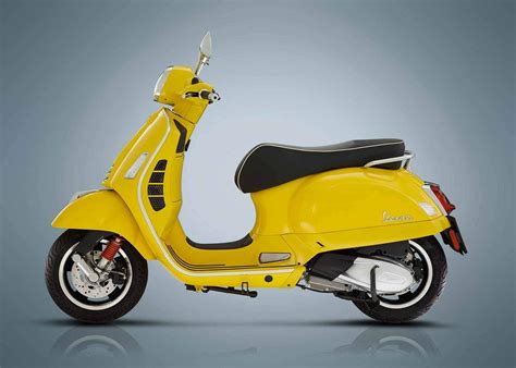 Vespa gts super 150 comes with stylistic evolution from the vespa gts heritage by preserving the available in 4 colours: Vespa GTS 300 HPE Super