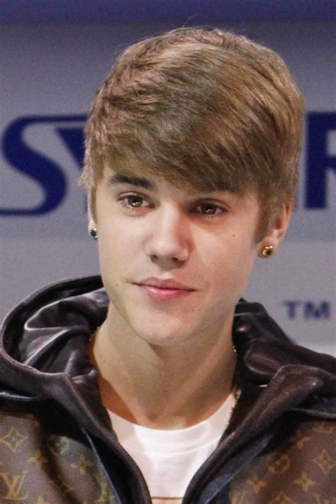 Justin Biebers Hairstyles Over The Years Dontlyme