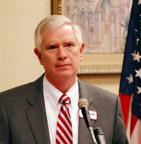Mo Brooks takes early lead in GOP District 5 Congressional race as vote count begins - al.com