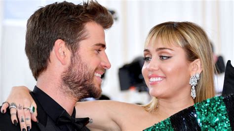 Miley Cyrus Denies Cheating On Liam Hemsworth In Twitter Rant