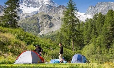 10 of the best country campsites in france beautiful villages france travel cool countries