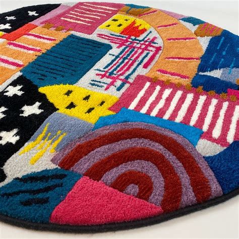 Tufted Rug With 90 Wool And 10 Cotton 11m In Diameter With Felt