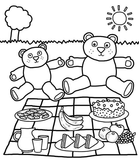 Print out a stack of these colouring pages to use as placemats during your 4th of july picnics, and provide lots of red and blue crayons! Picnic Coloring Pages | Bear coloring pages, Teddy bear ...