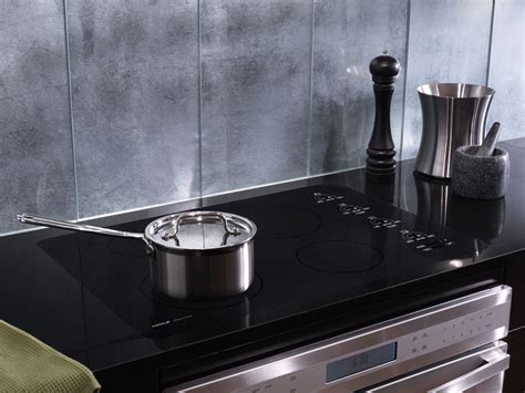 Wolf Ct30iu 30 Inch Induction Cooktop With 4 Induction Elements Power