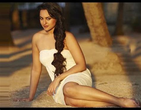 Sonakshi Sinha Poses For A Seductive Picture