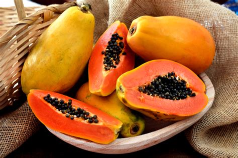 What Does Papaya Taste Like A Comprehensive Guide Fanatically Food
