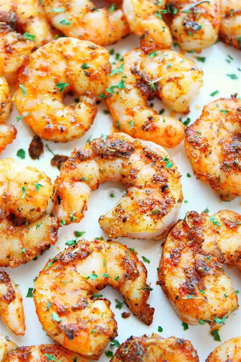 These simple but crazy delicious shrimp recipes illustrate the ease and convenience of throwing a meal together in your air fryer. Air Fryer Shrimp Recipe in 2020 | Sweet easy recipes ...