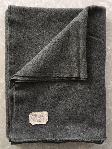 Gray Wool Blanket Vintage Army Throw 58 X 76 Etsy