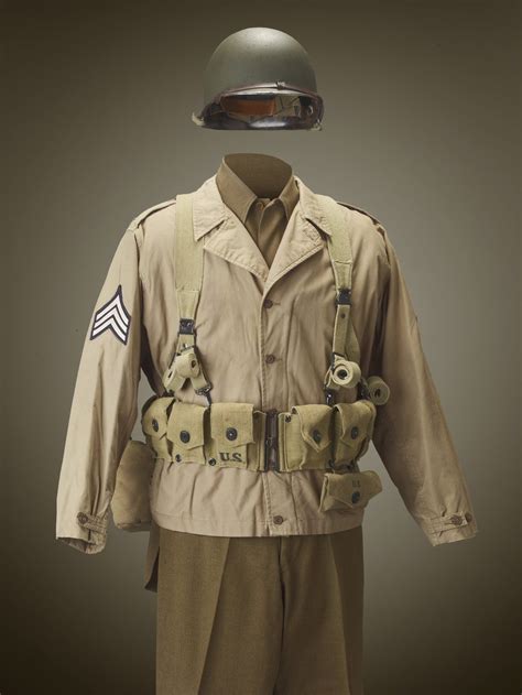 Épinglé Sur Military Uniforms