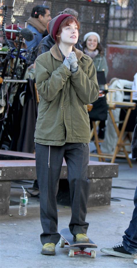 elle fanning on the set of three generations in brooklyn hawtcelebs