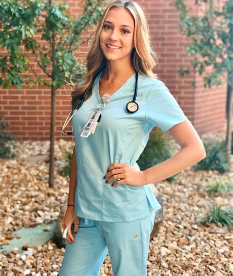 Pin By Keturah On My Stethoscope Scrubs Nurse Outfit Scrubs Medical Assistant Scrubs