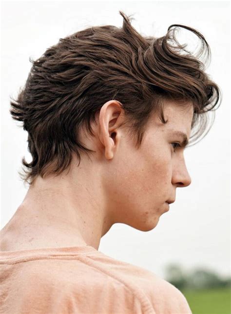 The Classic Flow Hairstyle Is Back Gallery Haircut Inspiration