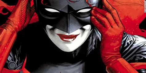 New Batwoman Tv Series Features Lesbian Character Gay Batwoman On The Cw