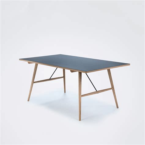 Hekla Dining Table Dining Table Houe